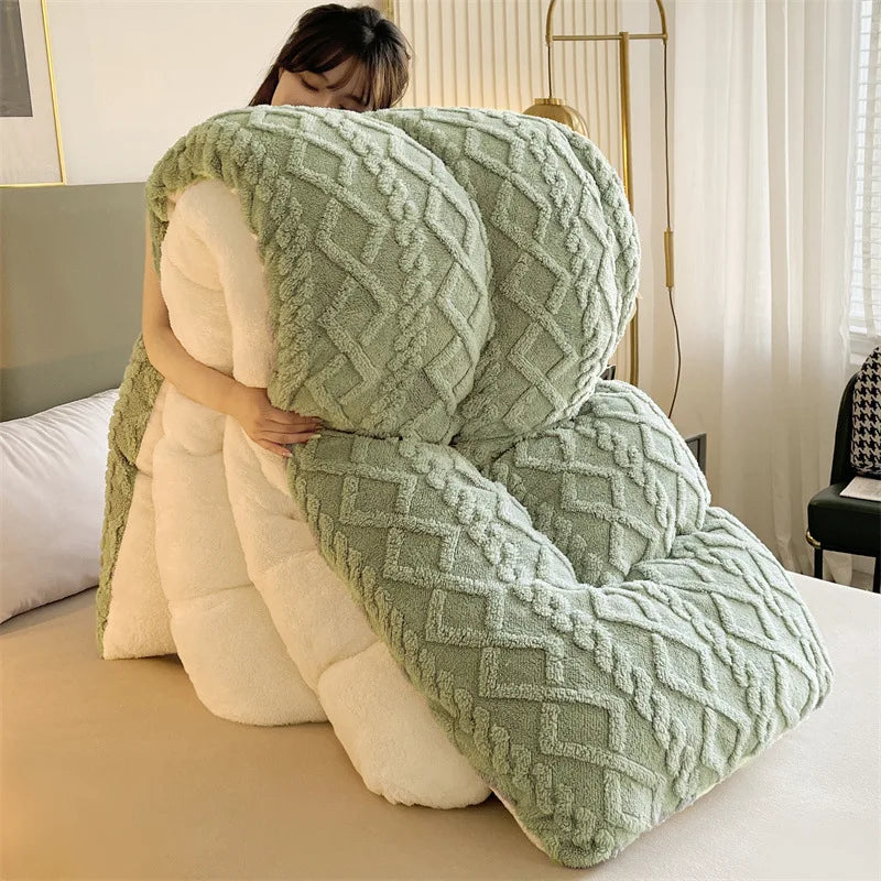 Warm & Cozy Plush Winter Quilt